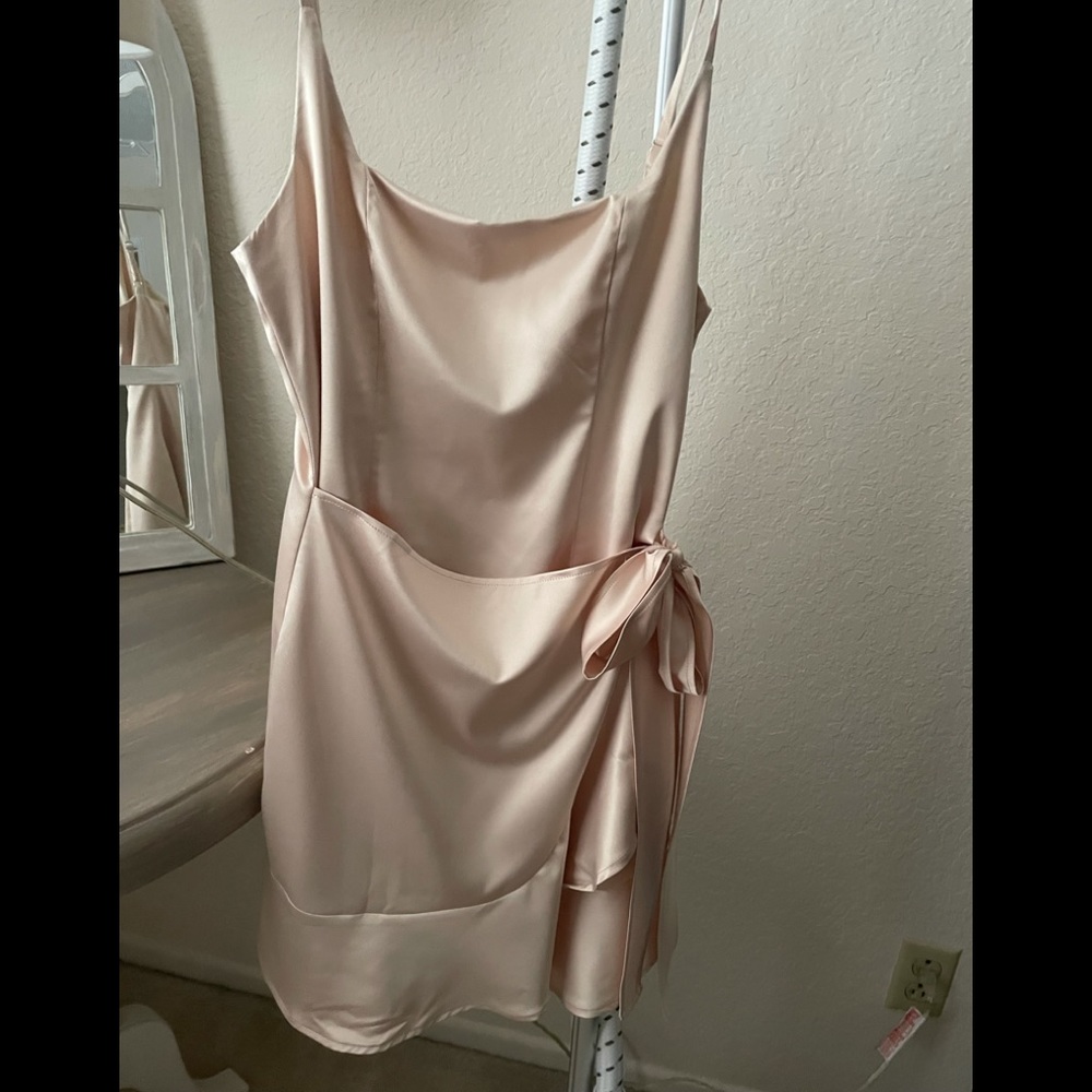 NWOT COTTAGE HILL MINI DRESS CHAMPAGNE - Picture 2 of 13